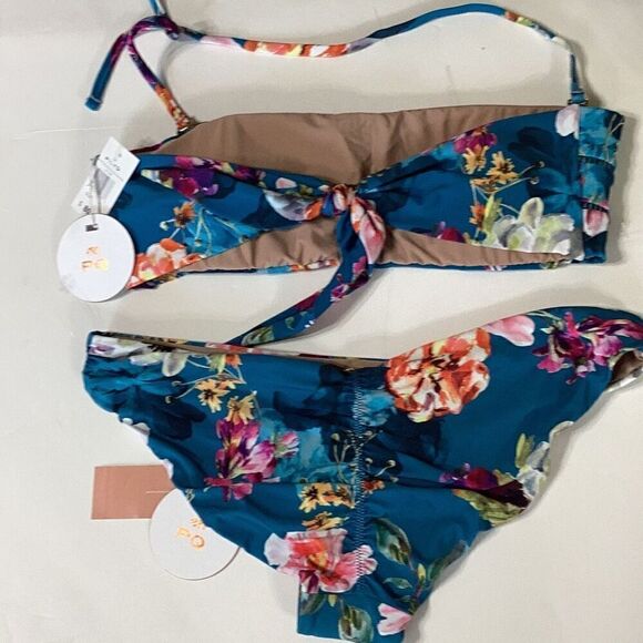 New. Pilyq floral bikini set.  Large. Retail $148 - Picture 9 of 11